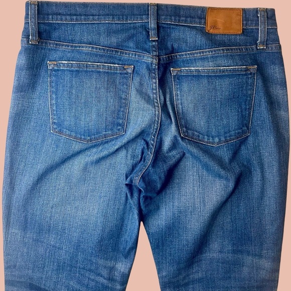 J. Crew ‘Slim Fit Broken In Boyfriend Jeans’ in “Silverwood Wash” Size 31 - Picture 9 of 14